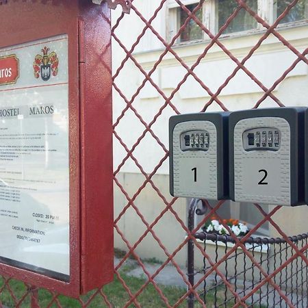 Hostel Maros Győr Eksteriør bilde