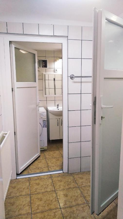Hostel Maros Győr Eksteriør bilde